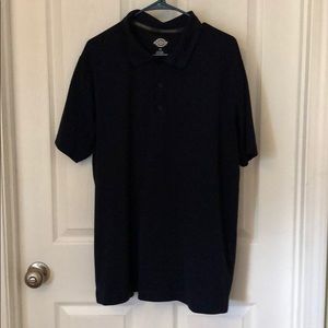 Men’s polo size XL
